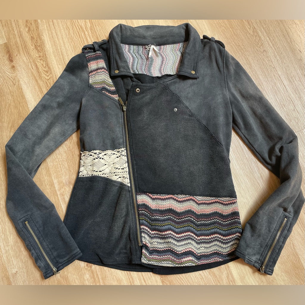 Gimmicks By Bke Asymmetrical Jacket Lace Detail Gray Moto Style Bohemian Med.